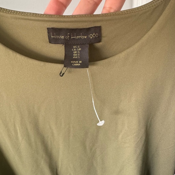 House of Harlow 1960 bodysuit. Olive green. Size small. NWOT. - Picture 3 of 3